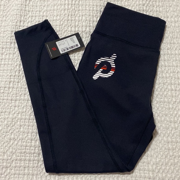 NWT Peloton Standard Move Mission High Rise Legging, Size M - Picture 6 of 7